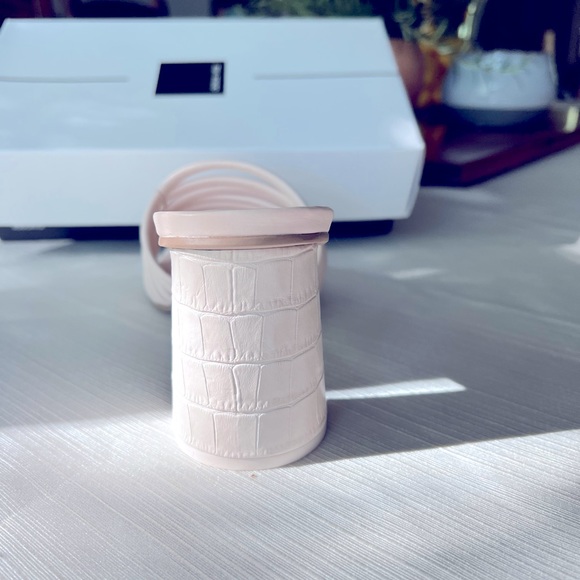 NIB Priana Ivory Dolce Vita slide/heels - Picture 3 of 5